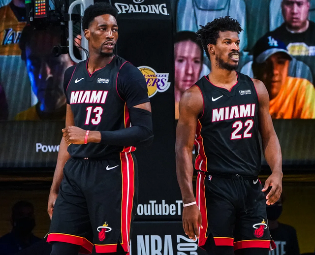  阿德巴约20+20，热火稳固东部前四  